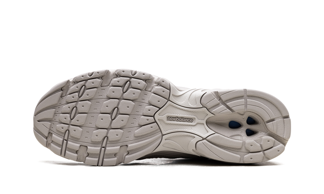 New Balance 530 Light Grey Mesh Running Sneakers