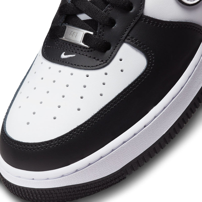 Nike Air Force 1 '07 Black & White Leather Sneakers