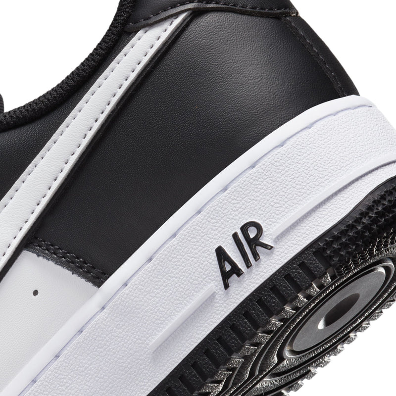 Nike Air Force 1 '07 Black & White Leather Sneakers